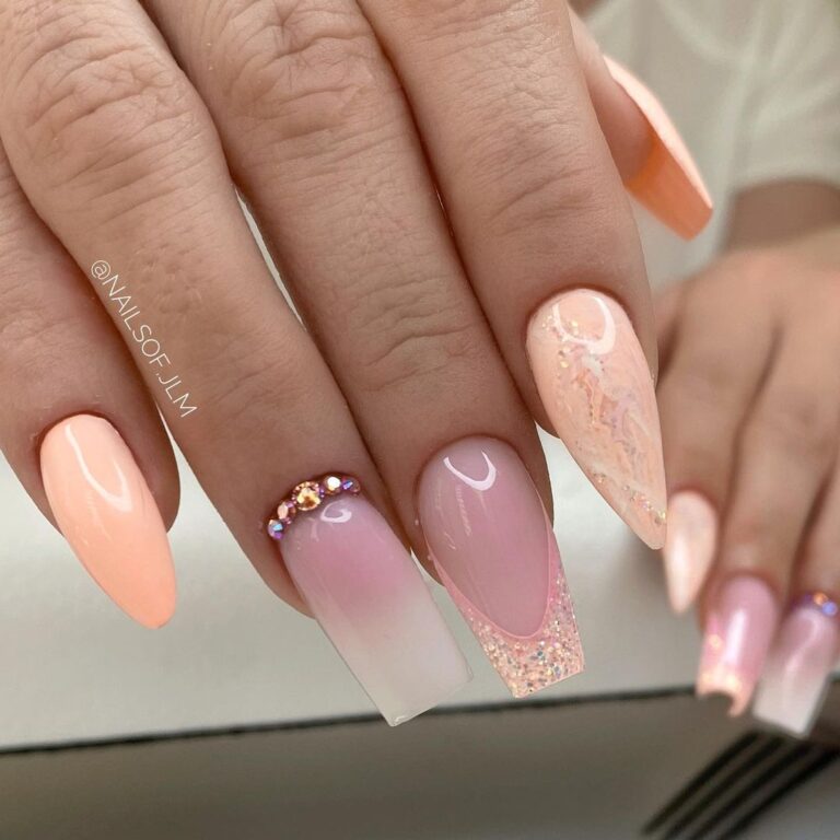 Cute And Bright Summer Nails To Inspire You