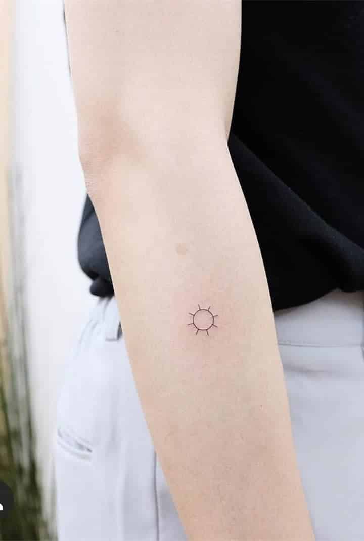 Simple-tattoos-10