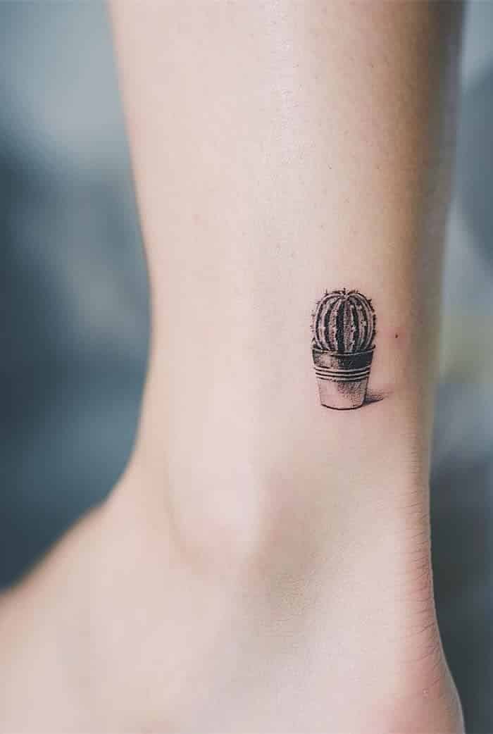 Simple-tattoos-22