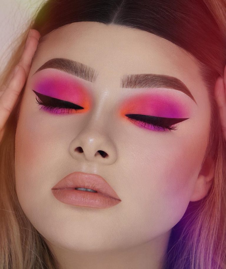 60 Dramatic Makeup Looks Make You Glow In 2020