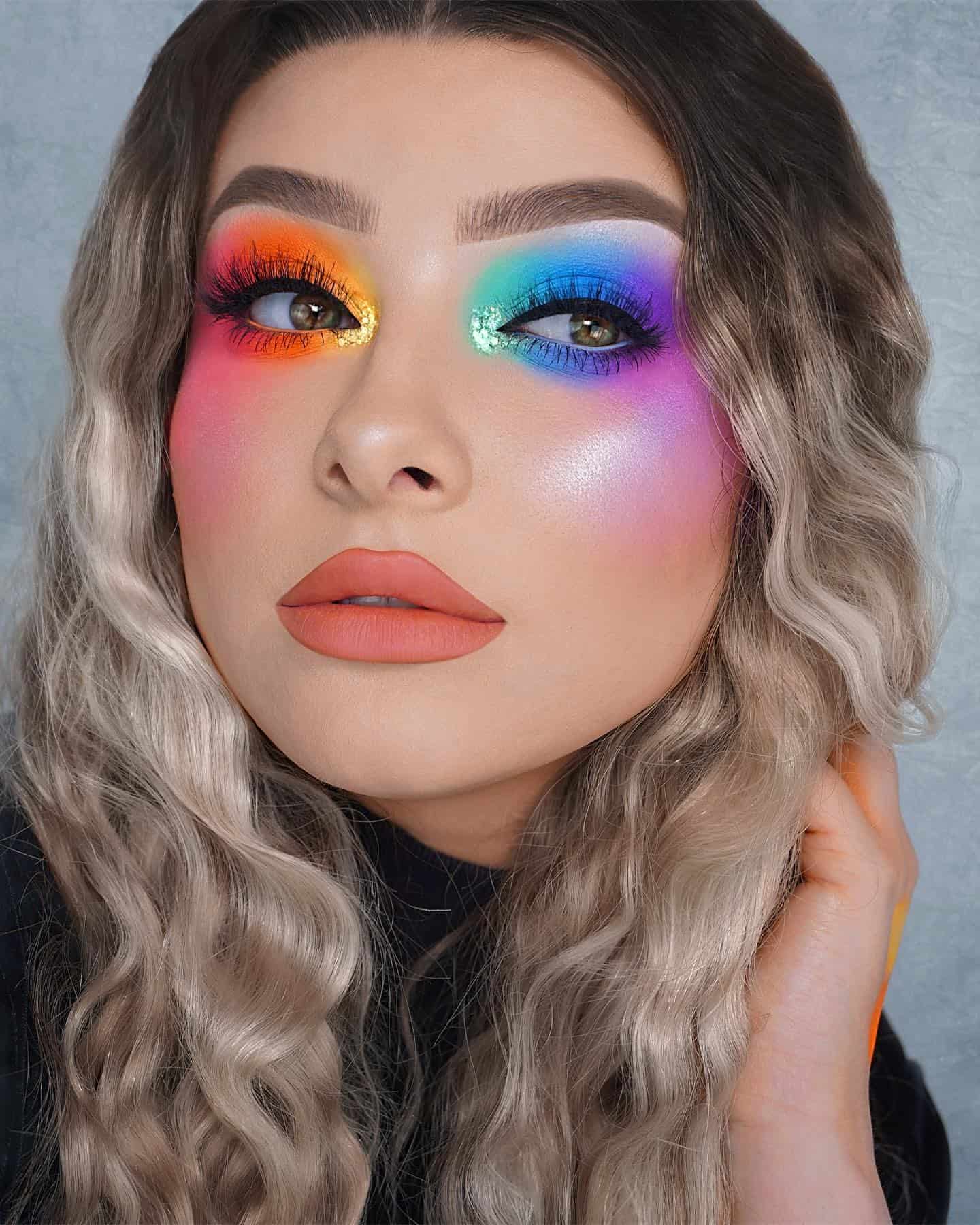 60+ Dramatic Makeup Looks Make You Glow in 2020