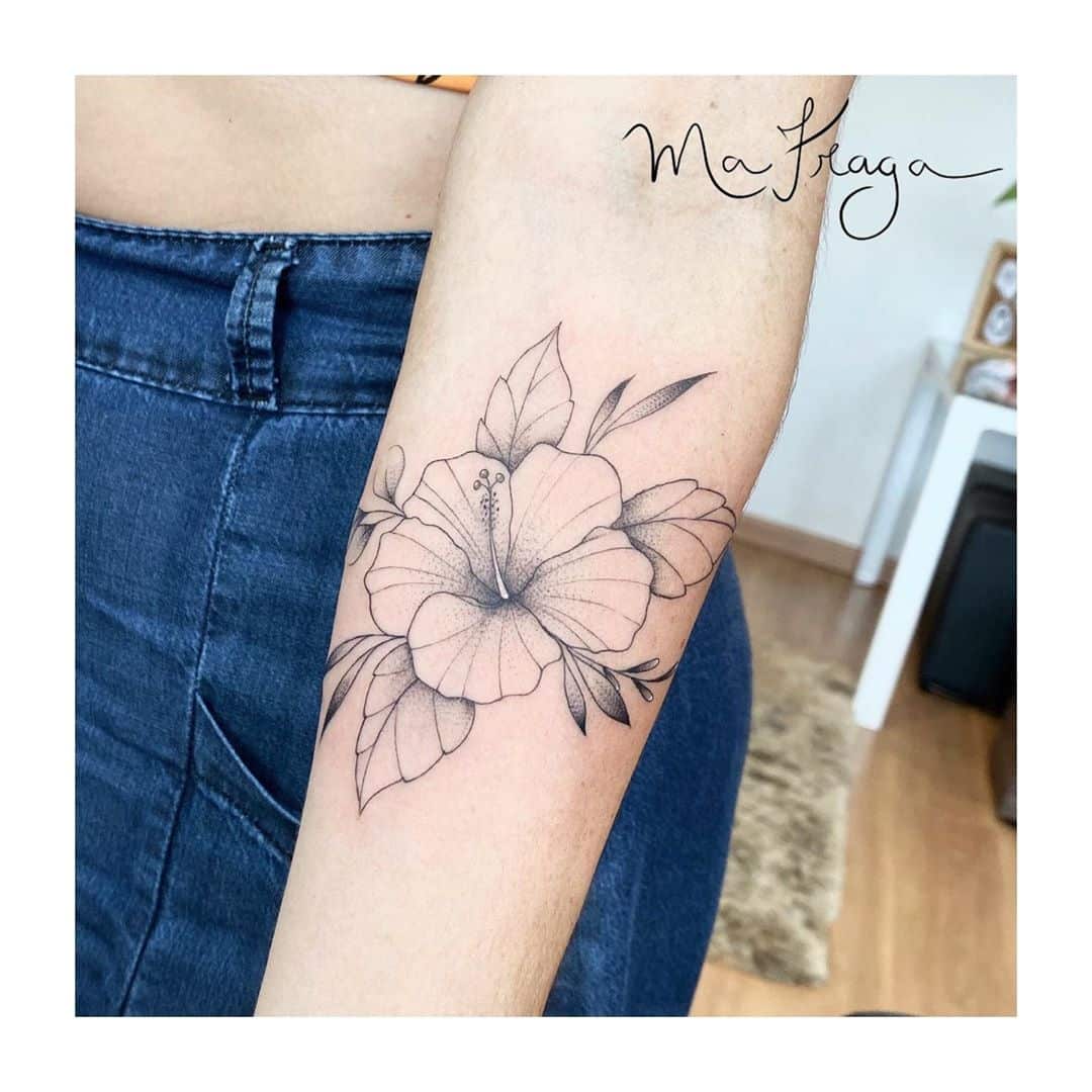 20 Best Hibiscus Tattoo Designs to Inspire You