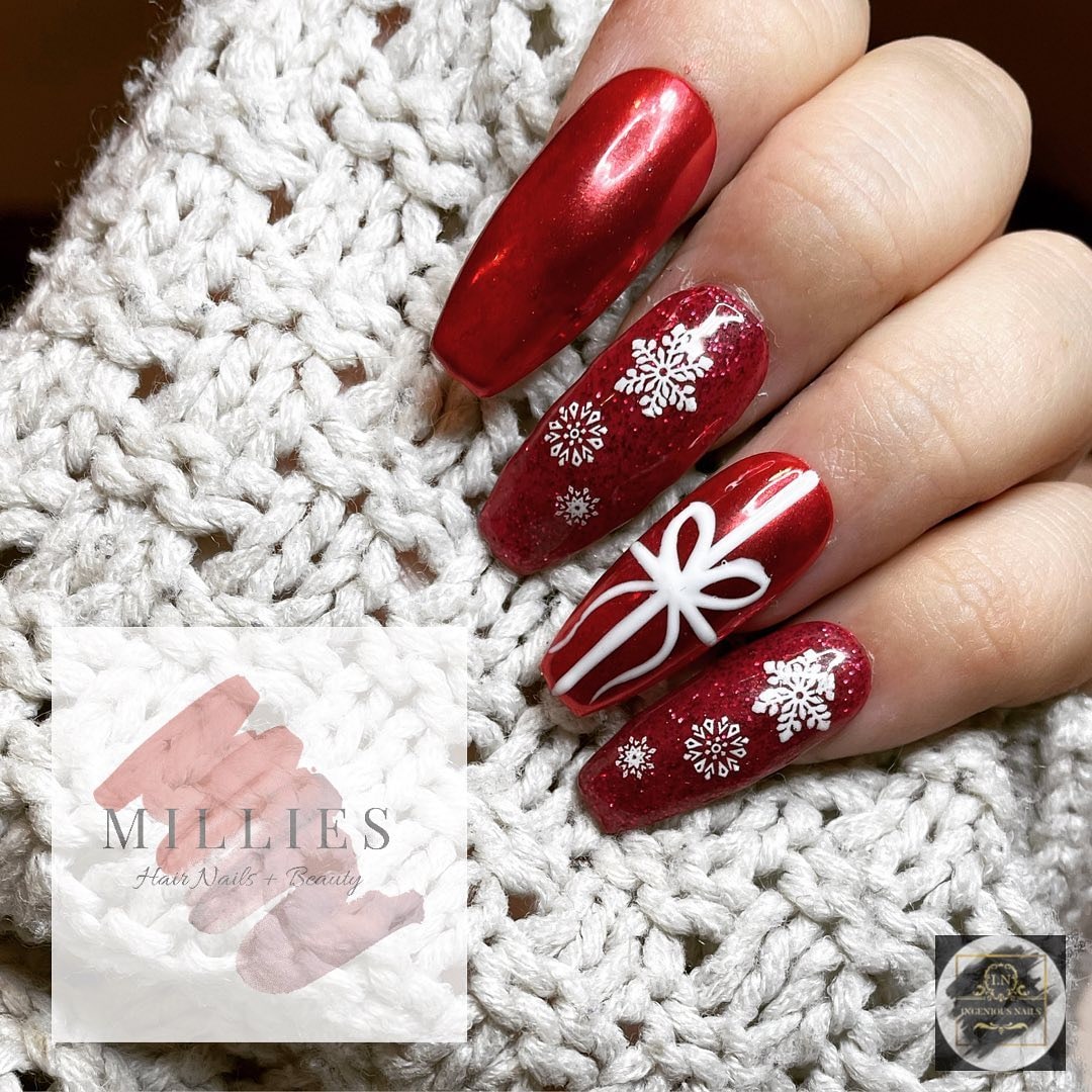15 Best Christmas Nails for 2021 You'll Love Them