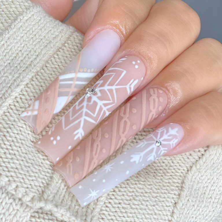 The Best December Nails to Try