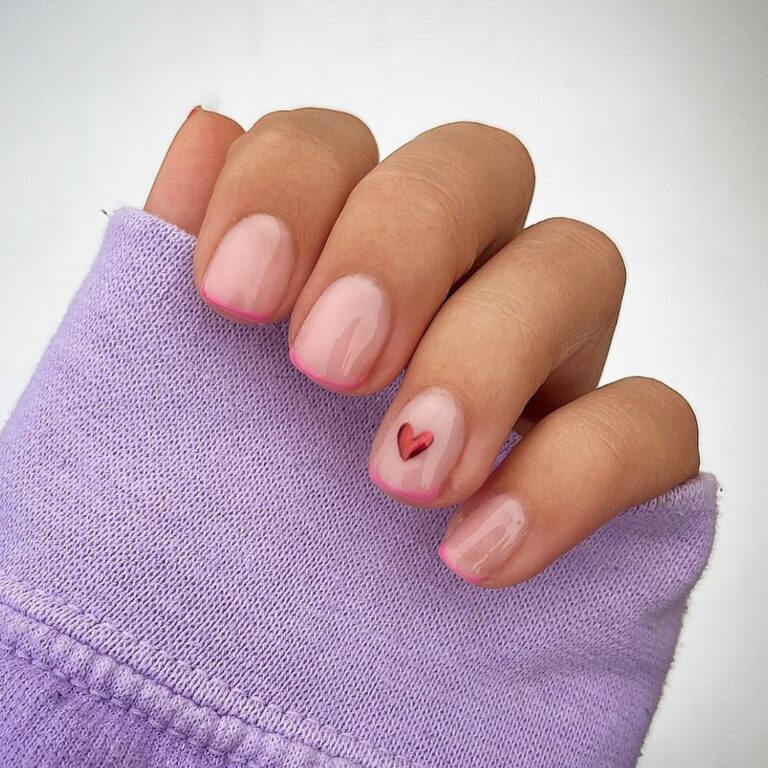 50 Easy Valentine's Day Nails to Copy