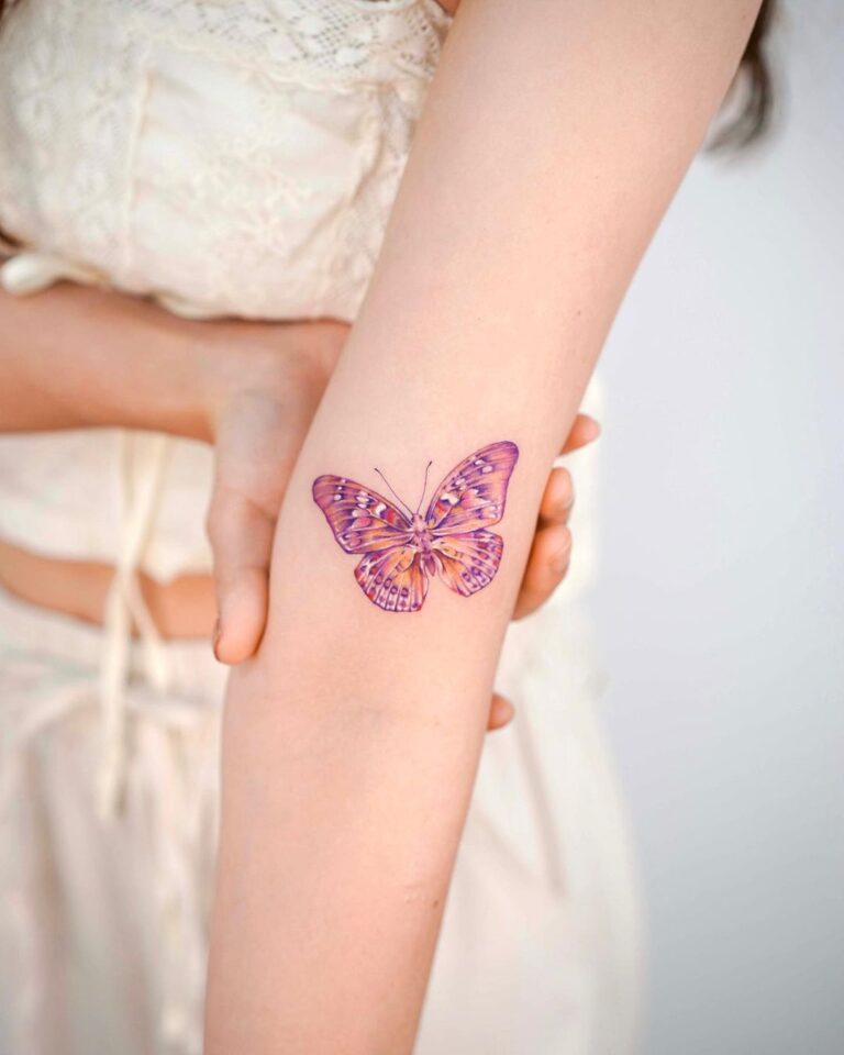 15 Best Butterfly Tattoos for Women to Inspire You