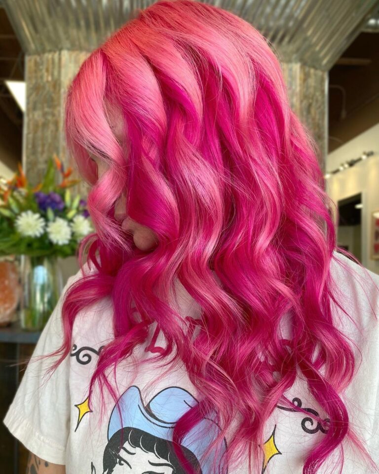 30 Hottest Pink Hair to Inspire You