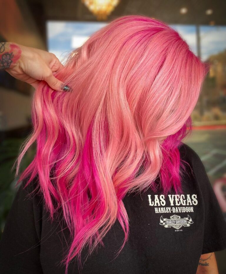 30 Hottest Pink Hair to Inspire You