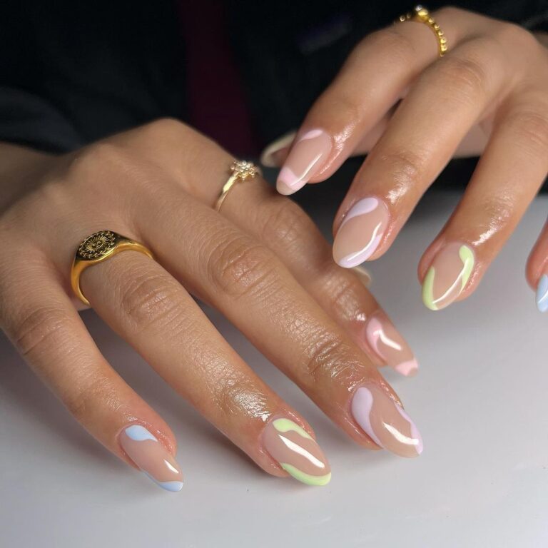40 Simple 2023 Nail Designs to Inspire You